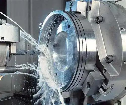 切削液废液如何处理？好色先生网站好色先生TV下载安装蒸发技术让废液处置效率大大提高